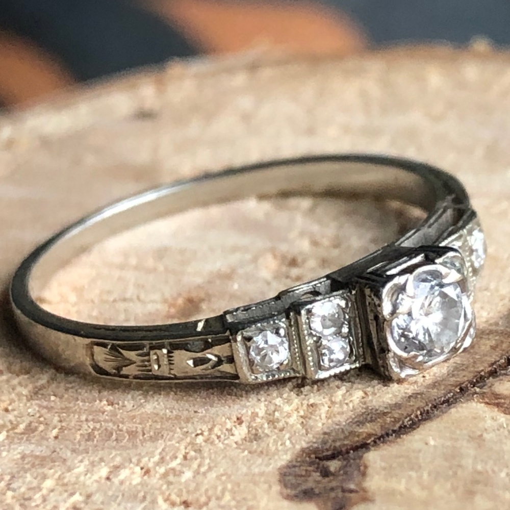 ANTIQUE Edwardian 18k White GOLD NATURAL  DIAMOND RING 1911 Sz 5